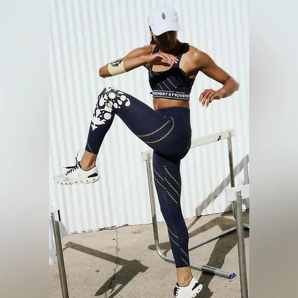 Free People Movement by Free People Never Better Logo Leggings size:S - Picture 1 of 8
